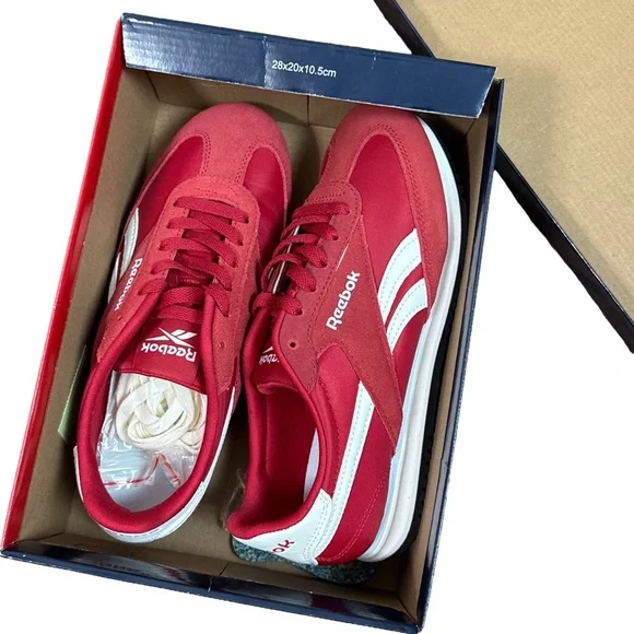 Reebok Retro Low Sneakers Women’s Size 7.5 Red White AR30309W-RCL New in Box - Picture 1 of 9